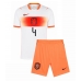 Nederländerna Virgil van Dijk #4 Bortatröja Barn VM 2026 Kortärmad (+ Korta byxor)